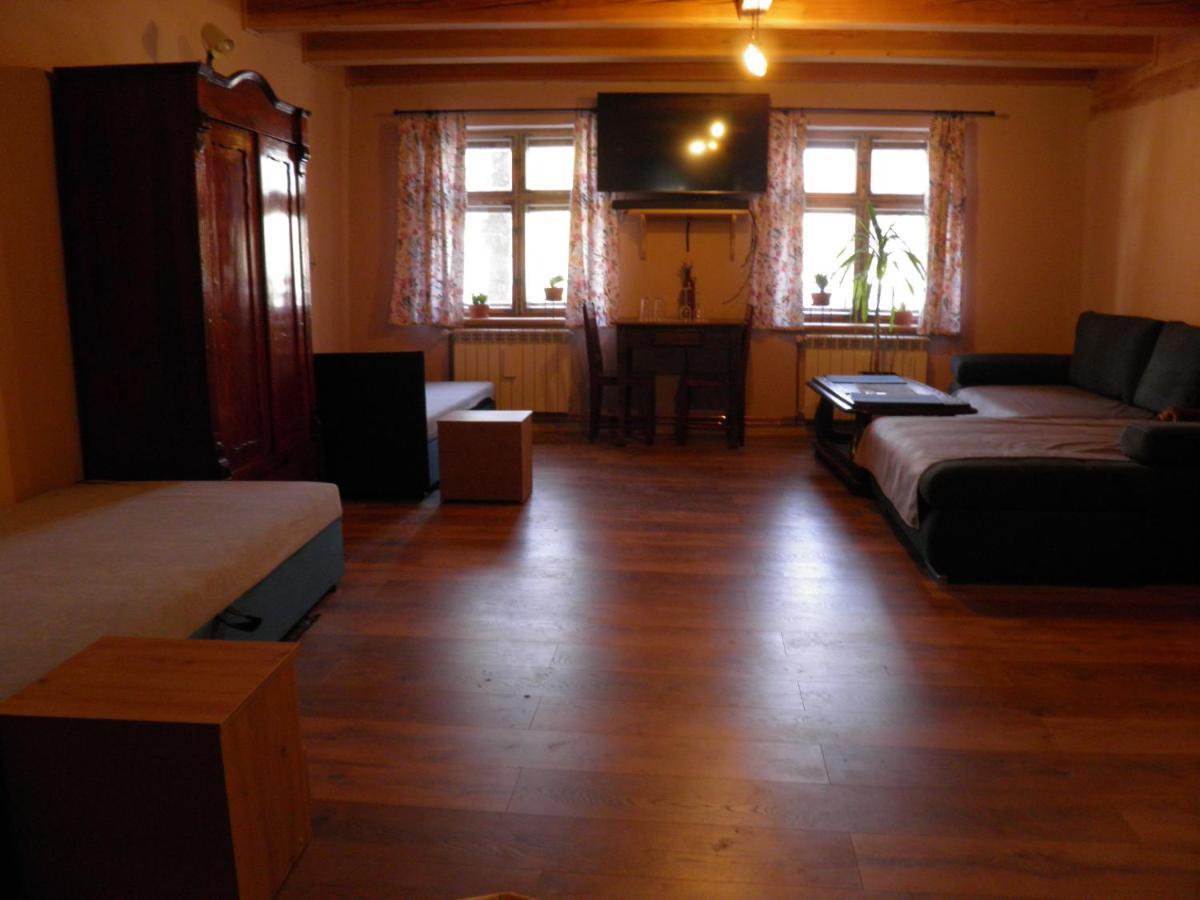 Apartament Rynek 30 Osieczna Exterior foto